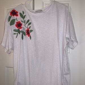 Embroidered simple white tee
